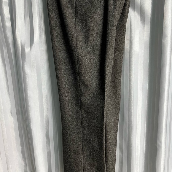 Tahari ASL Grey Herringbone Pant Suit - Picture 3 of 5
